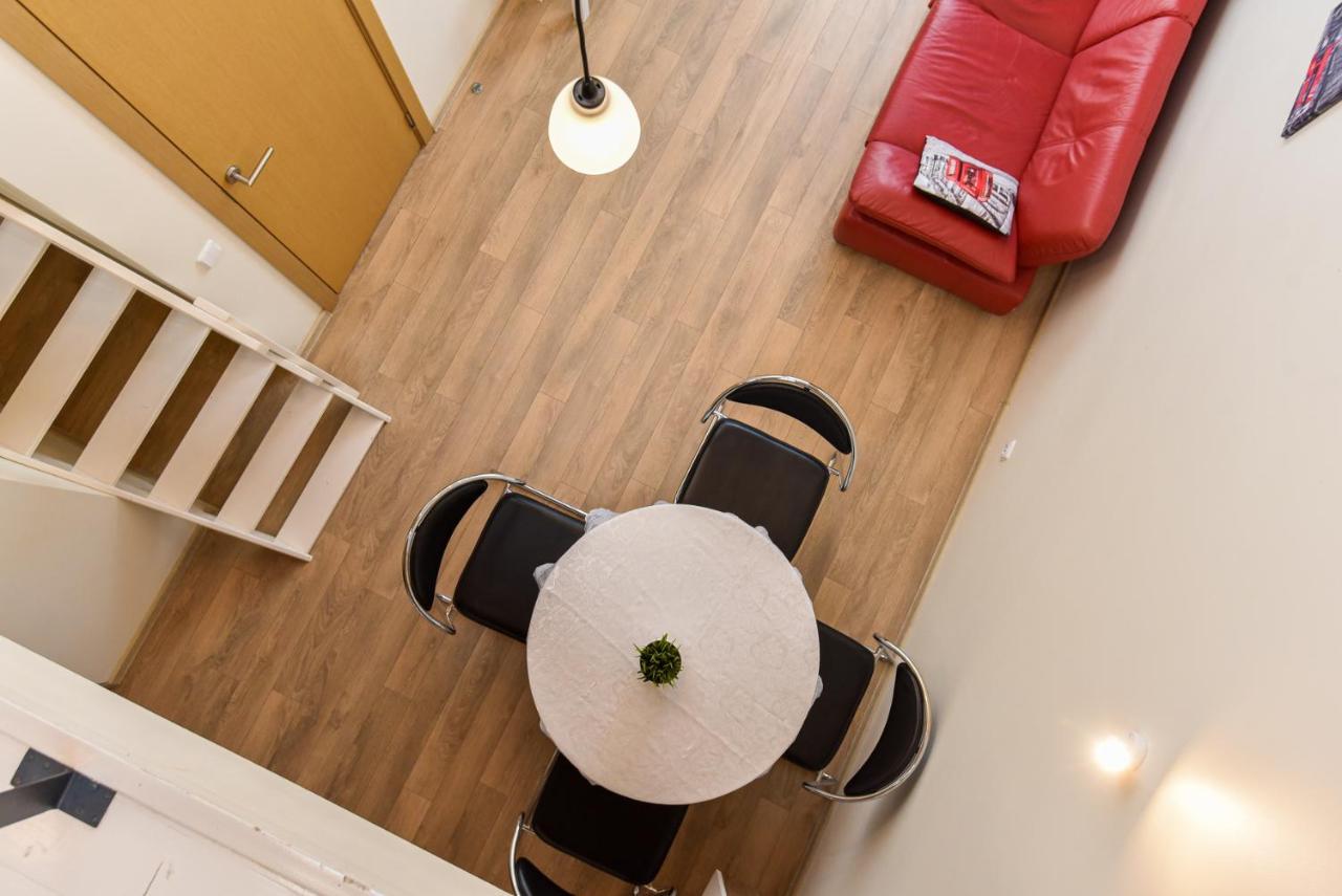 Grey Red Apartments Паланга Екстериор снимка