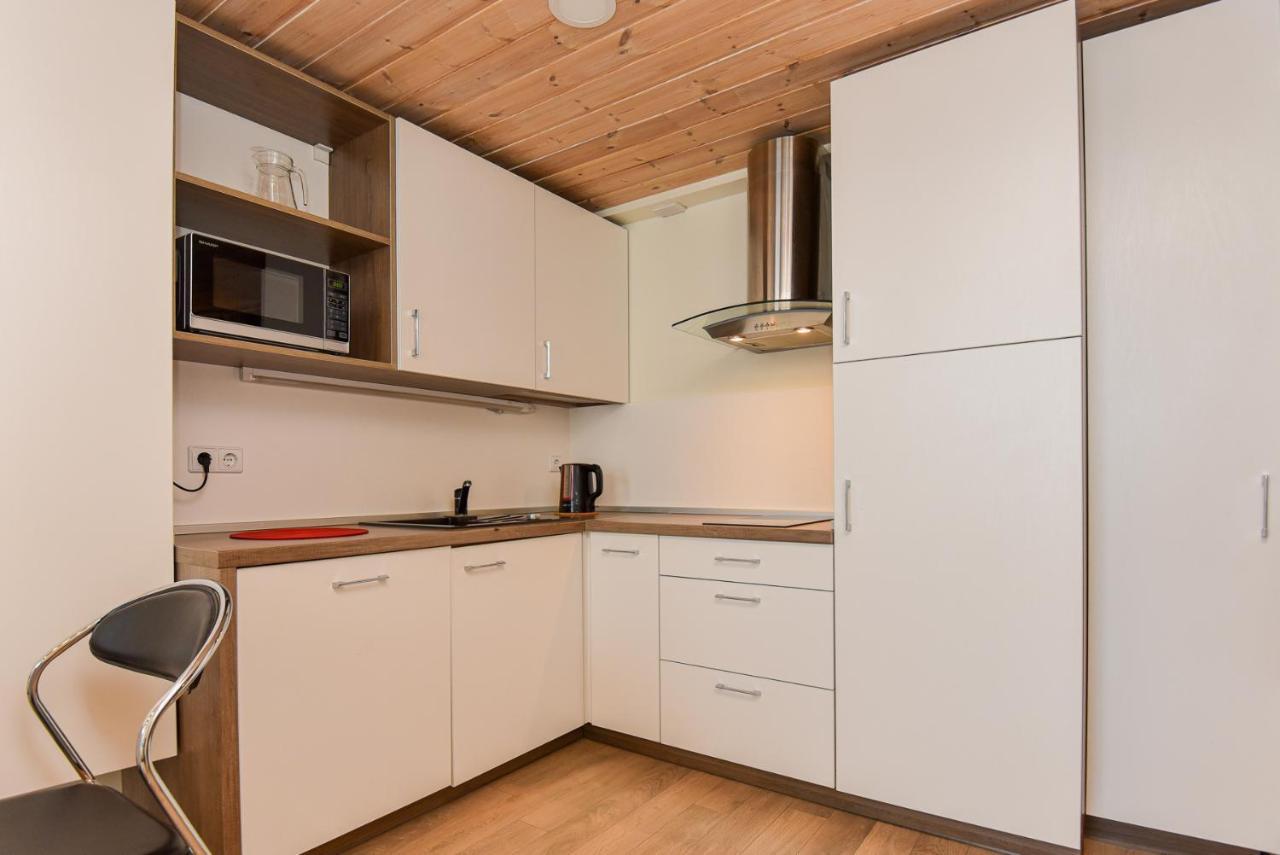 Grey Red Apartments Паланга Екстериор снимка
